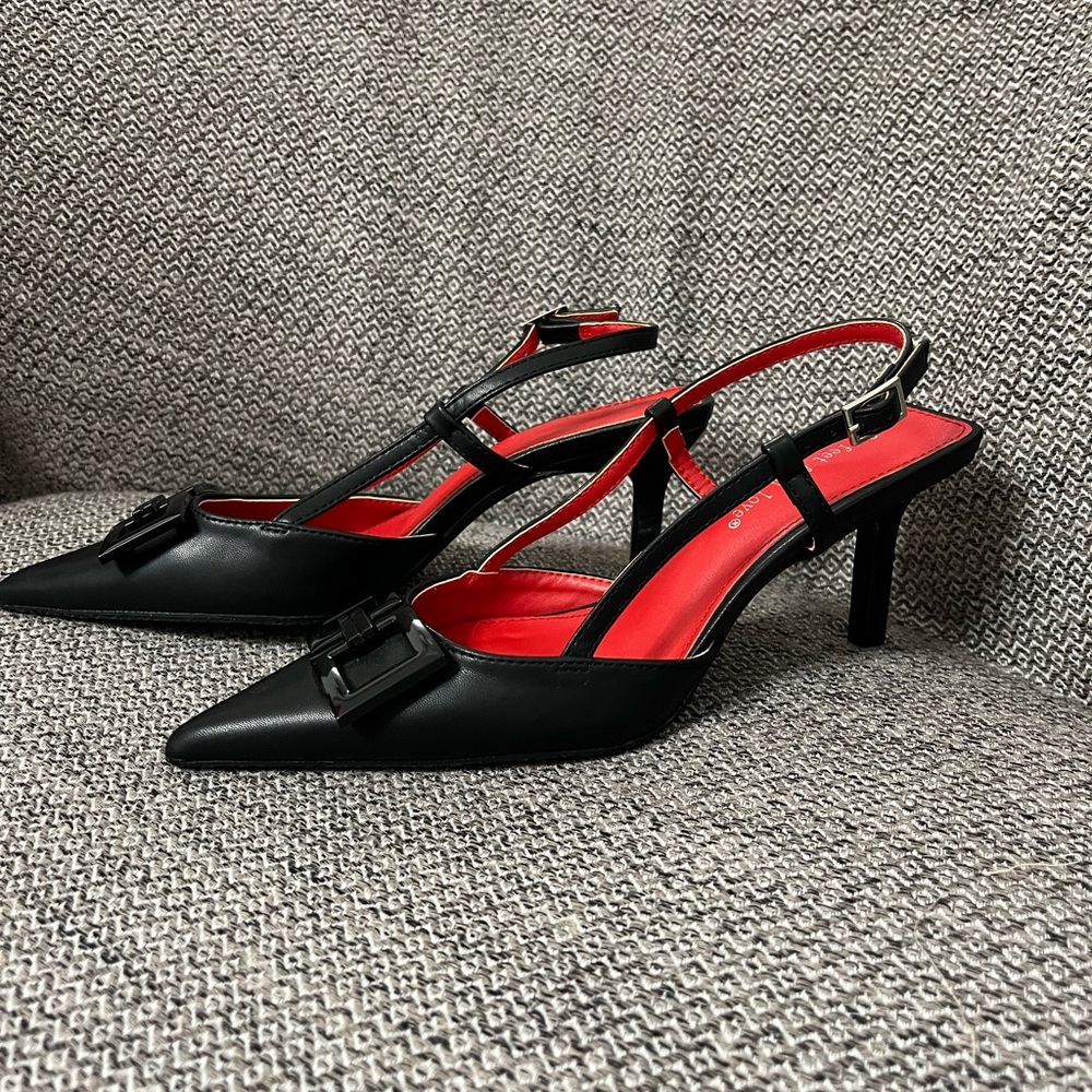 Black Pointed Toe slingback shoes 6